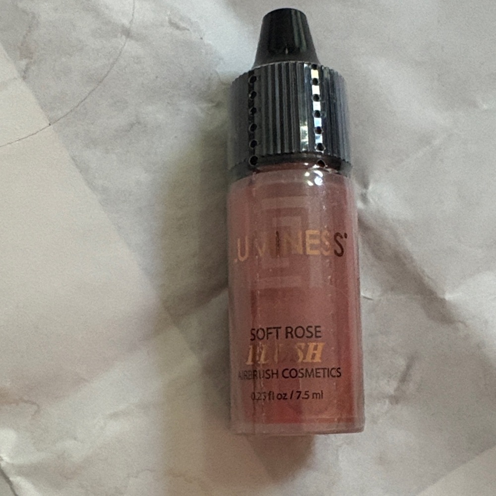 Luniness Soft Rose Blush by